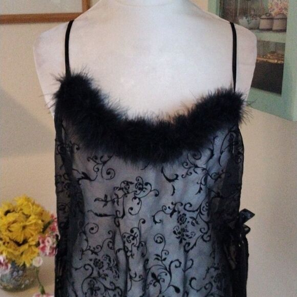 NWT Fantasies by Morgan Taylor Nightie - Picture 2 of 11